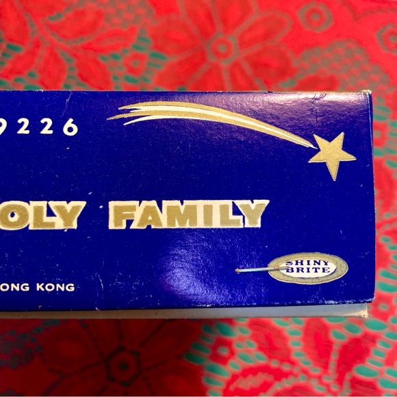 Vintage Nativity Set - Picture 8 of 10